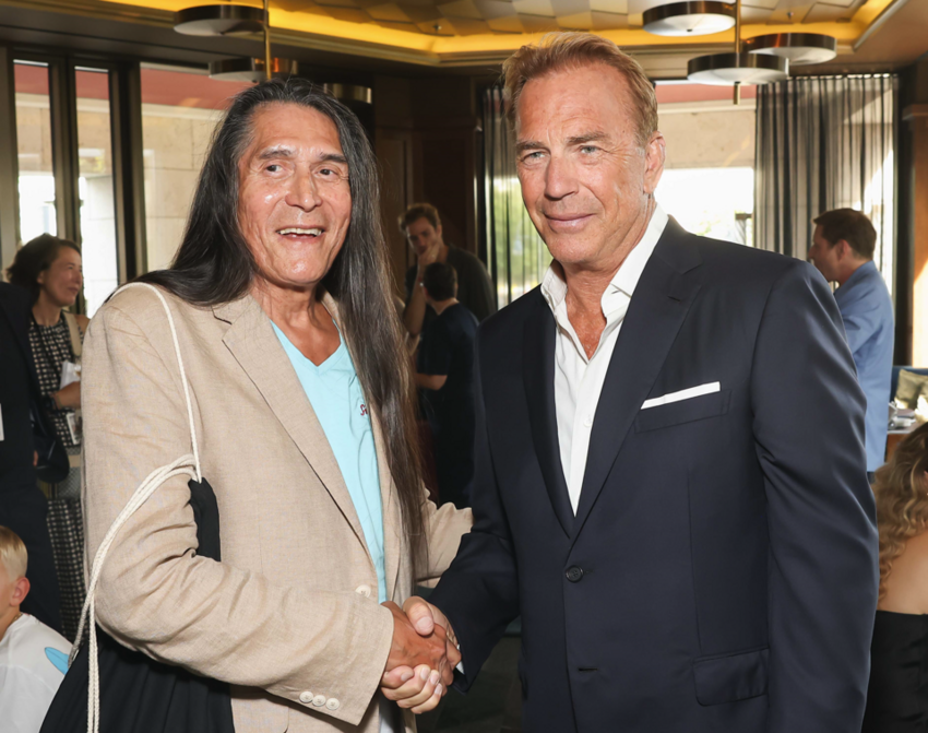 Die beiden Schauspieler Robert Alan Packard und Kevin Costner, Foto: Gerald Matzka