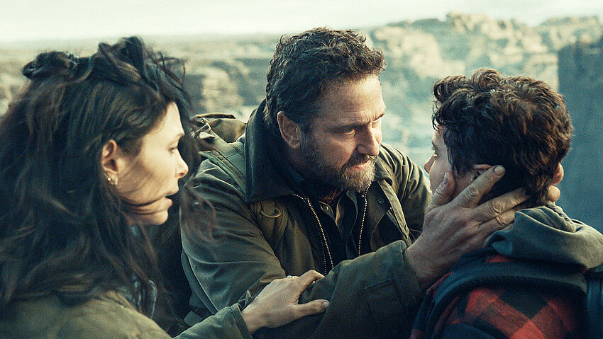 Morena Baccarin, Gerard Butler, Roman Griffin Davis
